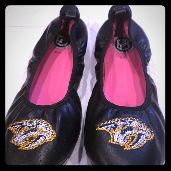 NHL Nashville Predators Cuce' Ballet Shoes - Picture 1 of 4